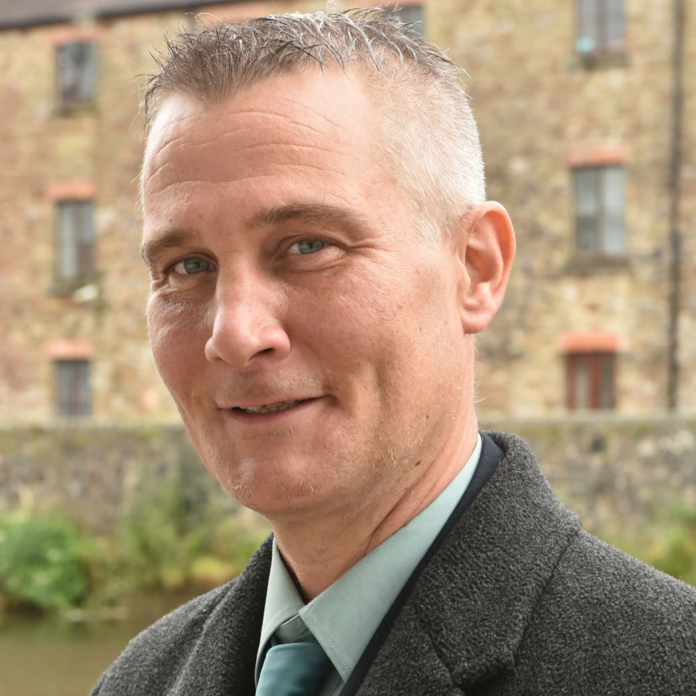 Stuart James Marchant